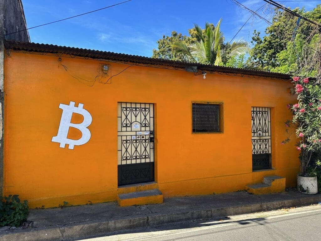 Berlín and Alegría in El Salvador