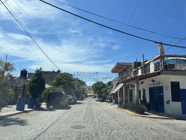 Lo de Marcos street