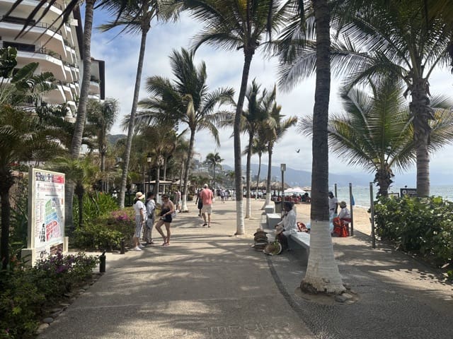 Hiking trail in Playa del Carmen, Mexico Promenade Zona Romantica Puerto Vallarta