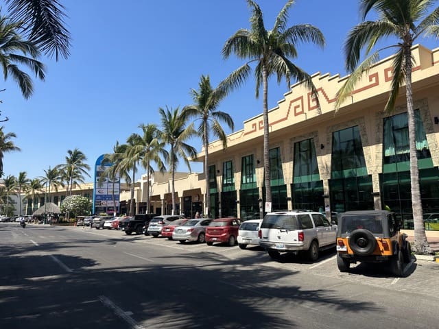 mall in Nuevo Vallarta