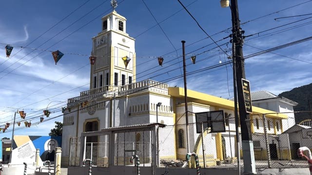 Berlín and Alegría in El Salvador