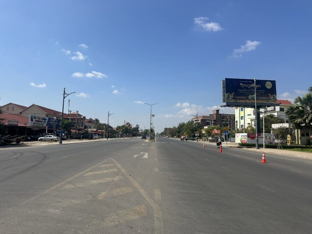 empty road siem reap